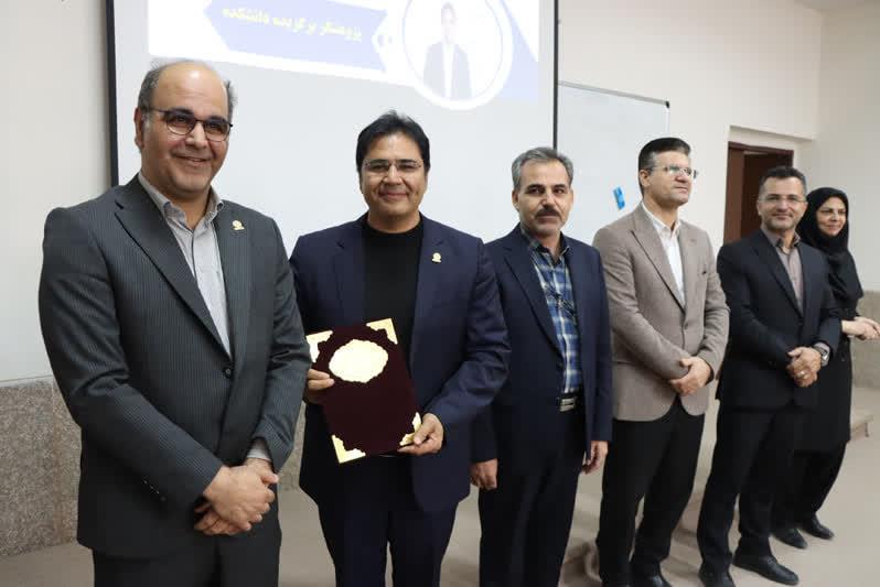 آیین بزرگداشت و تجلیل از پژوهشگران و فناوران برتر دانشکده تربیت بدنی